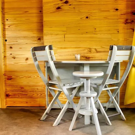 Penzion Domaine Des Z'ailes