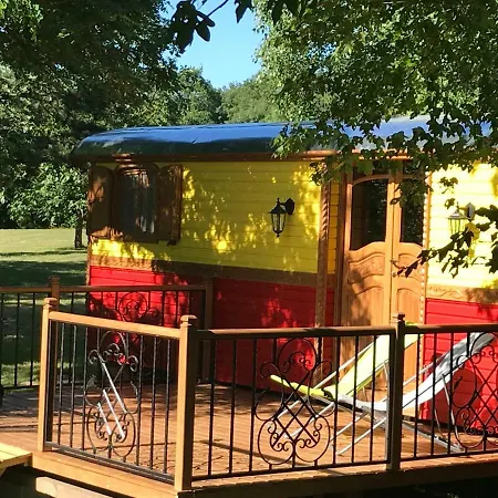 Domaine Des Z'ailes Penzion 3*